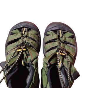 Keen Kids' Green and Black Adventure Sandals